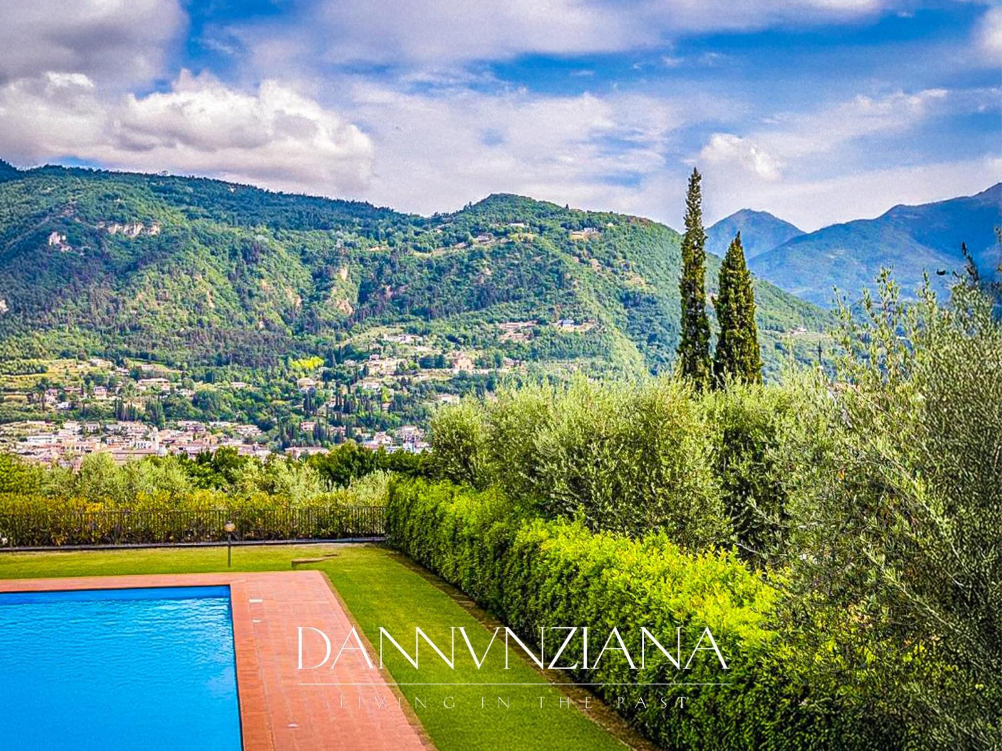 Dannunziana With Shared Pool - Salo - Garda Lake San Felice del Benaco Ngoại thất bức ảnh